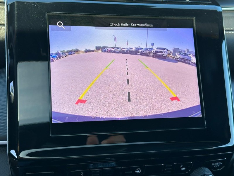 Jeep Grand Cherokee Vehicle Full-screen Gallery Image 23