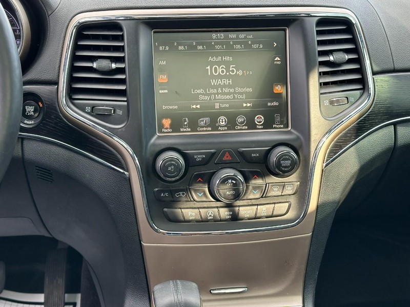 Jeep Grand Cherokee Vehicle Full-screen Gallery Image 14