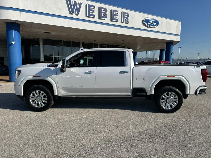 GMC Sierra 2500HD Vehicle Full-screen Gallery Image 2