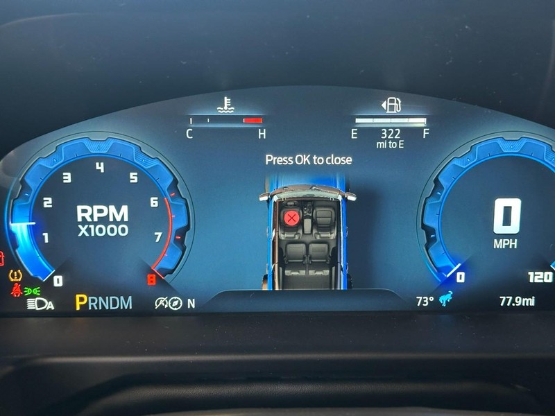 Ford Bronco Vehicle Full-screen Gallery Image 11