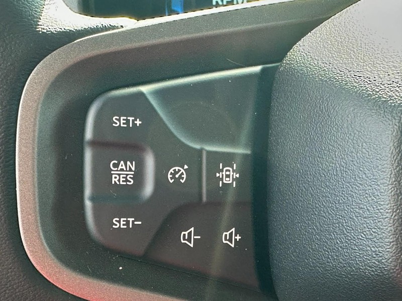 Ford Bronco Vehicle Full-screen Gallery Image 11