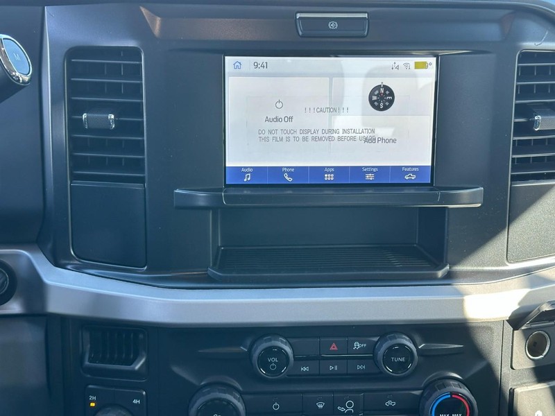 Ford Super Duty F-250 SRW Vehicle Full-screen Gallery Image 7