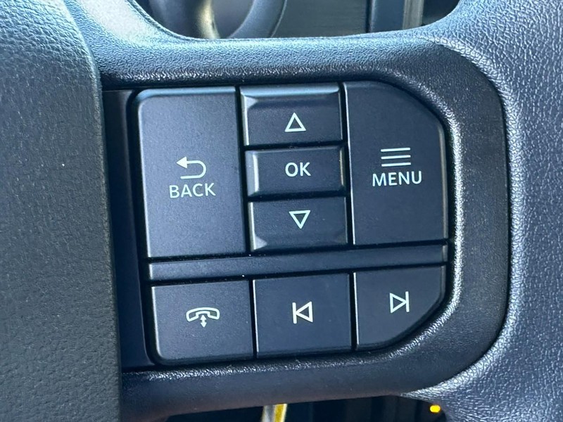 Ford F-150 Vehicle Full-screen Gallery Image 10