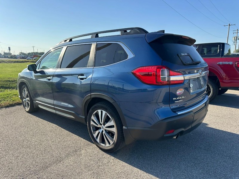 Subaru Ascent Vehicle Full-screen Gallery Image 4