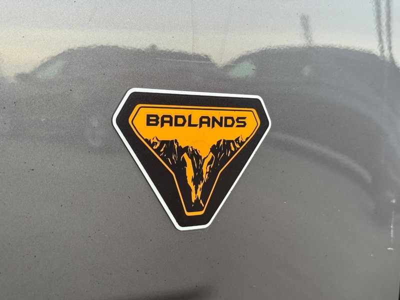 Ford Bronco Sport Vehicle Full-screen Gallery Image 7