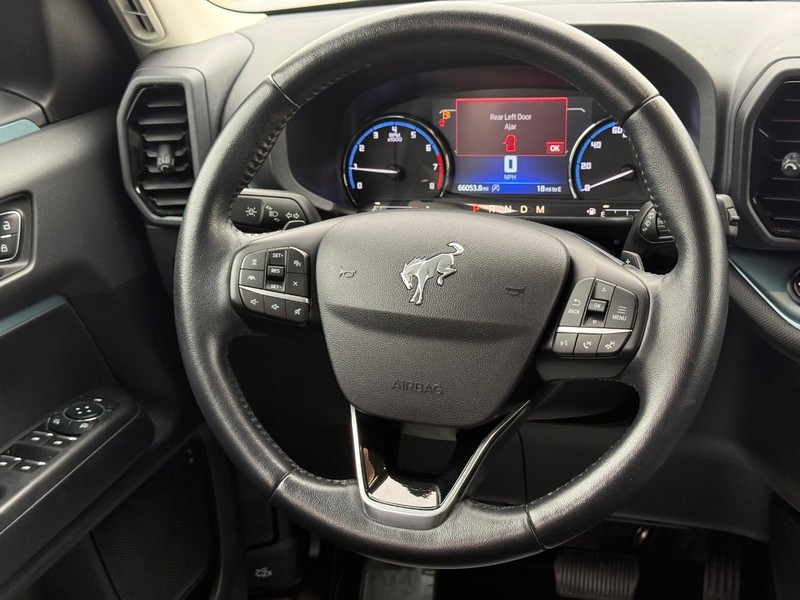 Ford Bronco Sport Vehicle Full-screen Gallery Image 13