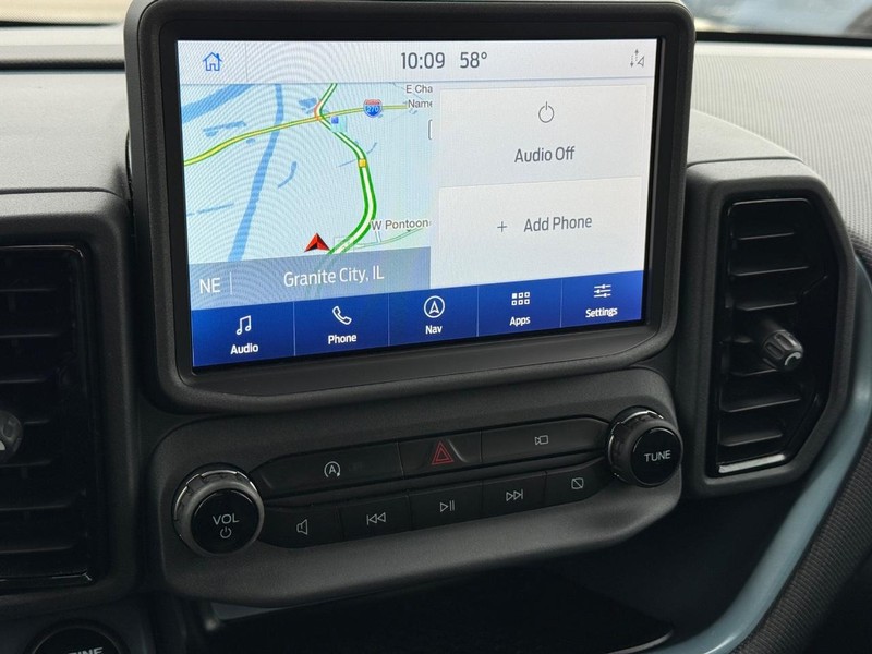 Ford Bronco Sport Vehicle Full-screen Gallery Image 16