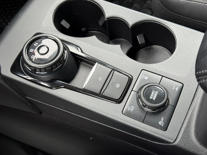 Ford Bronco Sport Vehicle Full-screen Gallery Image 19