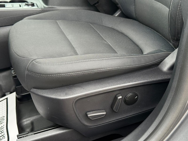 Ford Bronco Sport Vehicle Full-screen Gallery Image 24