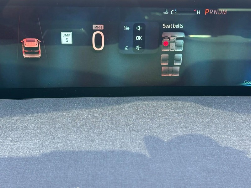 Ford Expedition Vehicle Full-screen Gallery Image 16