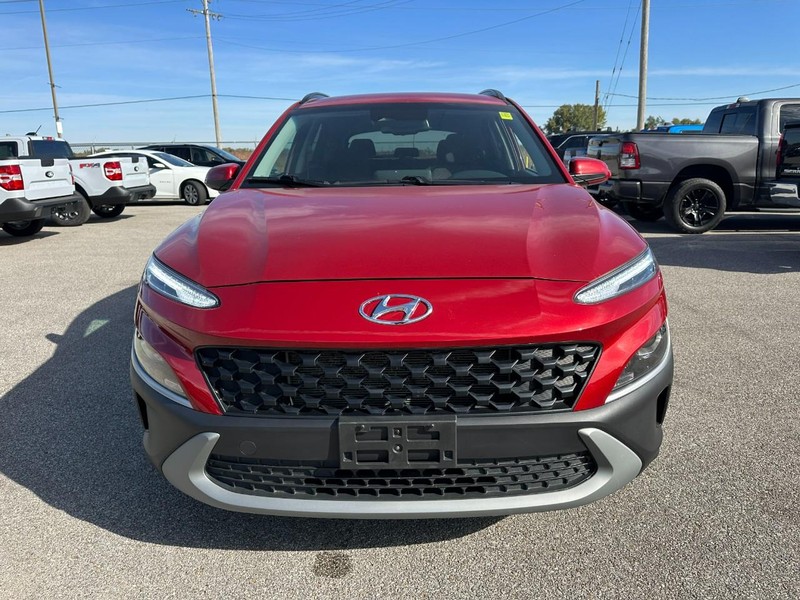 Hyundai Kona Vehicle Full-screen Gallery Image 8