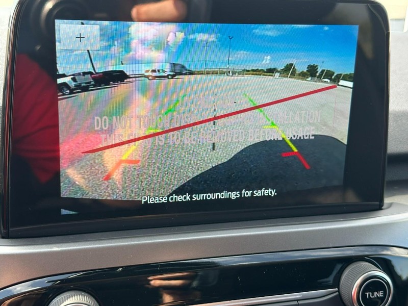 Ford Escape Vehicle Full-screen Gallery Image 13