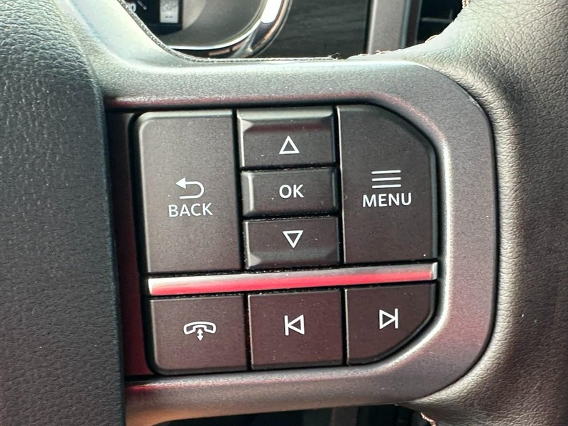 Ford F-150 Vehicle Full-screen Gallery Image 13