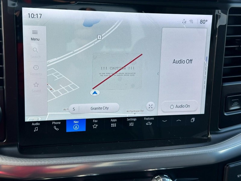 Ford F-150 Vehicle Full-screen Gallery Image 16