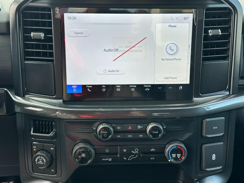 Ford F-150 Vehicle Full-screen Gallery Image 7