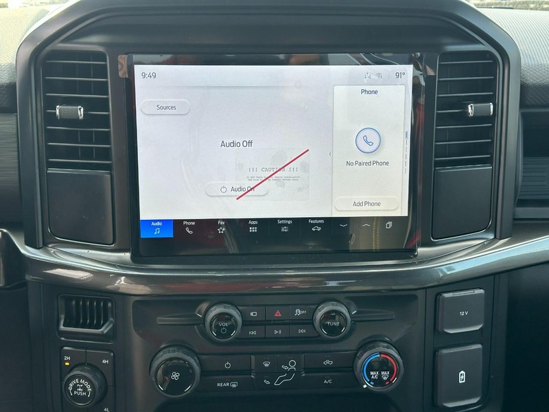 Ford F-150 Vehicle Full-screen Gallery Image 7