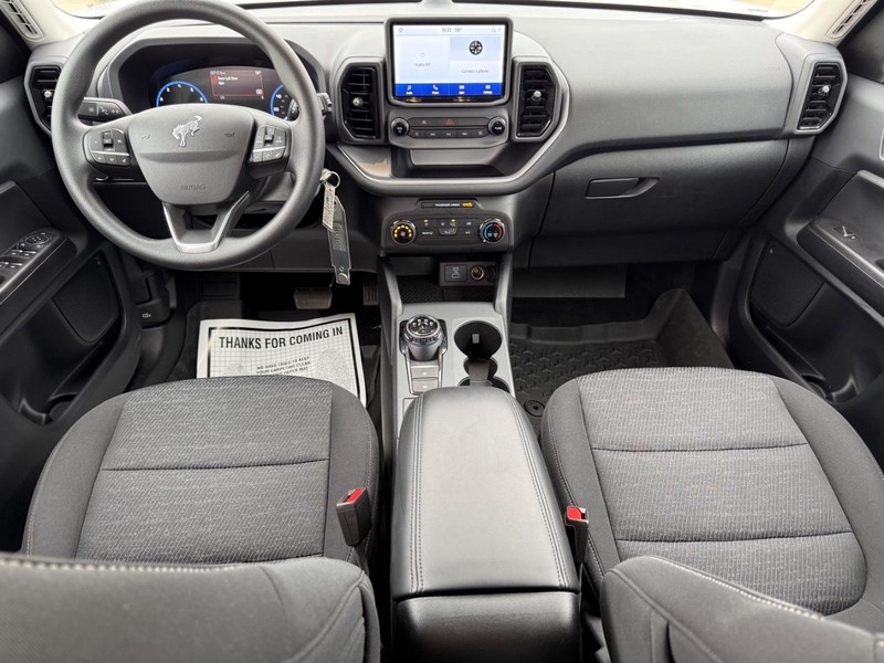 Ford Bronco Sport Vehicle Full-screen Gallery Image 10