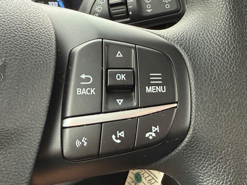 Ford Bronco Sport Vehicle Full-screen Gallery Image 13