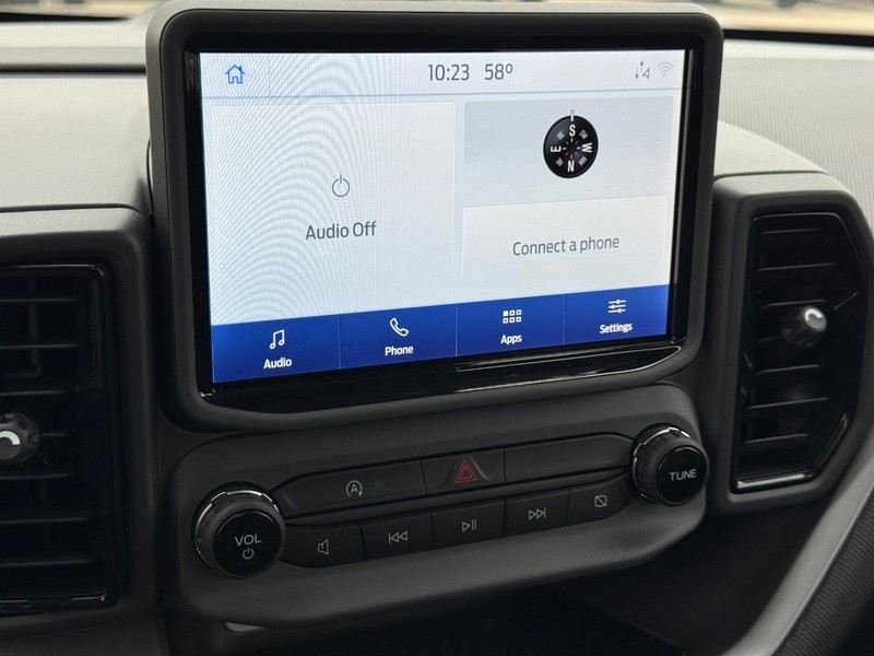 Ford Bronco Sport Vehicle Full-screen Gallery Image 14