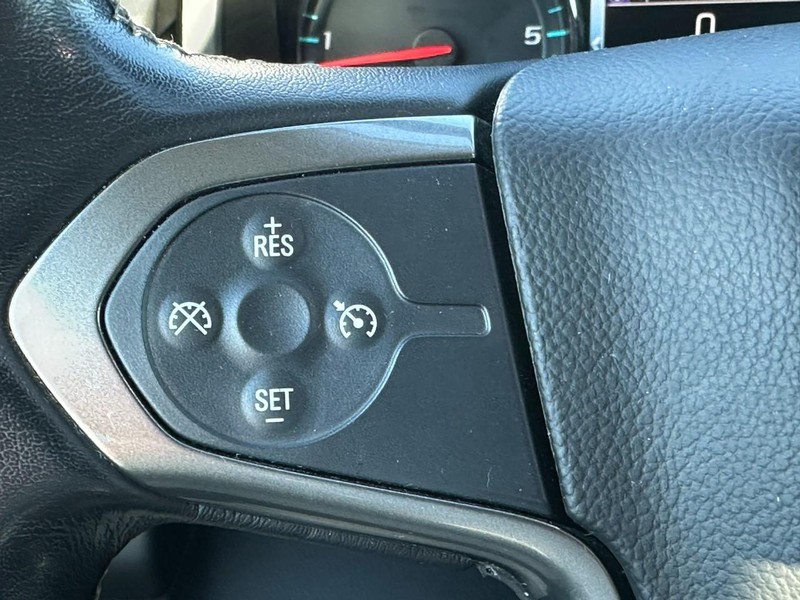 Chevrolet Tahoe Vehicle Full-screen Gallery Image 18