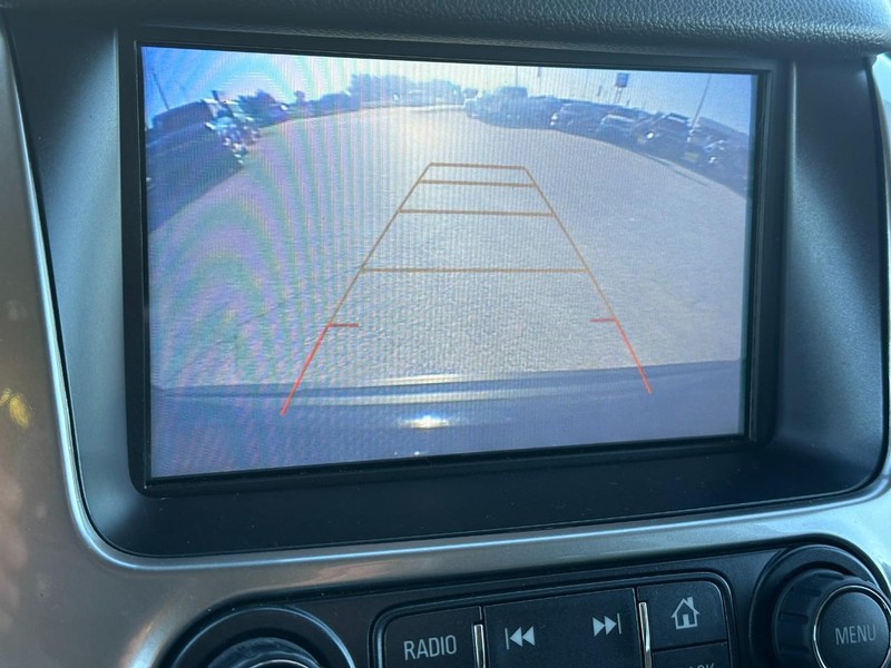 Chevrolet Tahoe Vehicle Full-screen Gallery Image 21