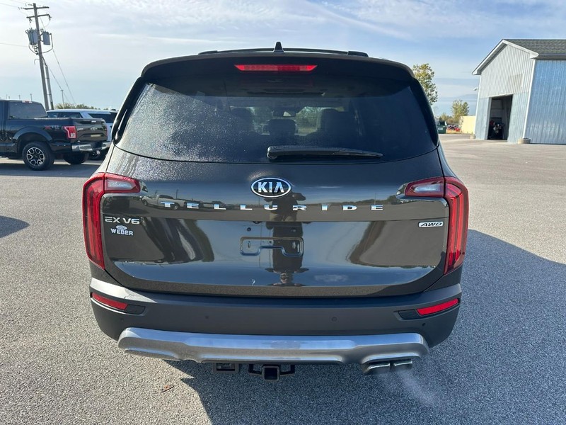 Kia Telluride Vehicle Full-screen Gallery Image 4