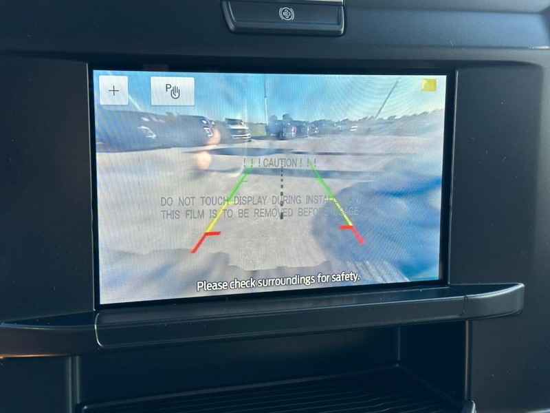 Ford Super Duty F-250 SRW Vehicle Full-screen Gallery Image 14