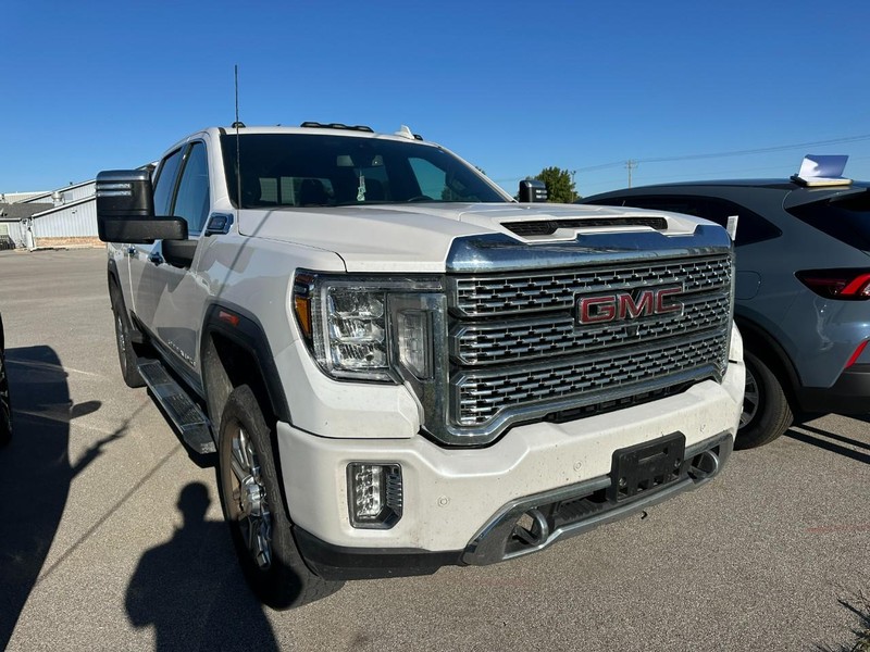 GMC Sierra 2500HD Vehicle Full-screen Gallery Image 2