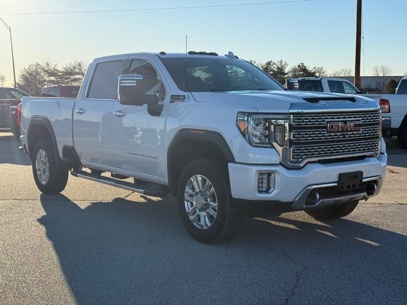 GMC Sierra 2500HD Vehicle Full-screen Gallery Image 8