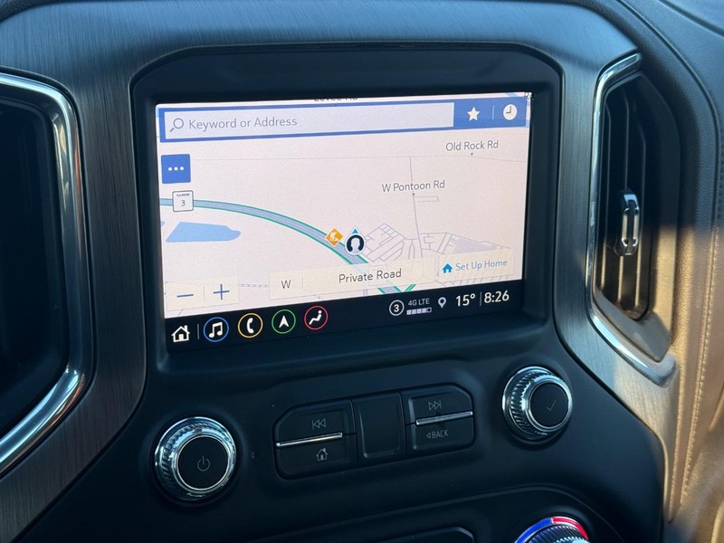 GMC Sierra 2500HD Vehicle Full-screen Gallery Image 17