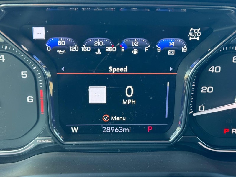 GMC Sierra 2500HD Vehicle Full-screen Gallery Image 22