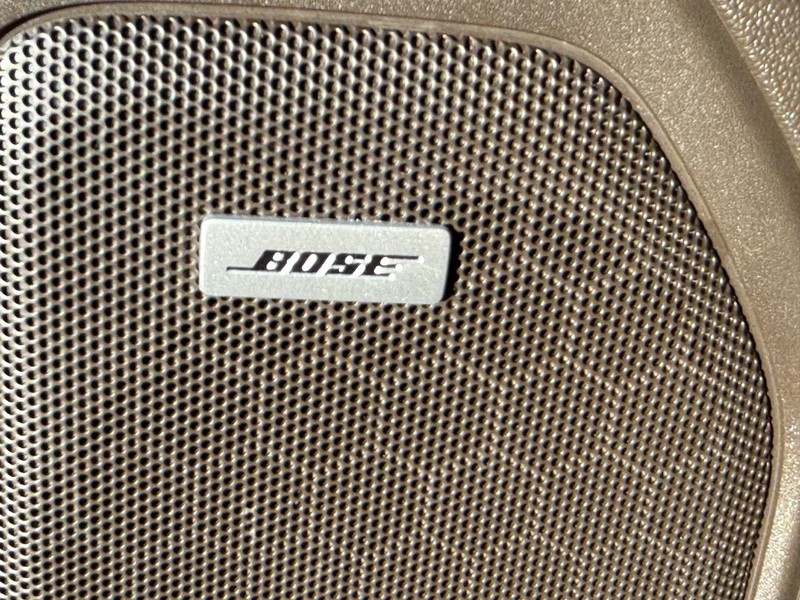 GMC Sierra 2500HD Vehicle Full-screen Gallery Image 25