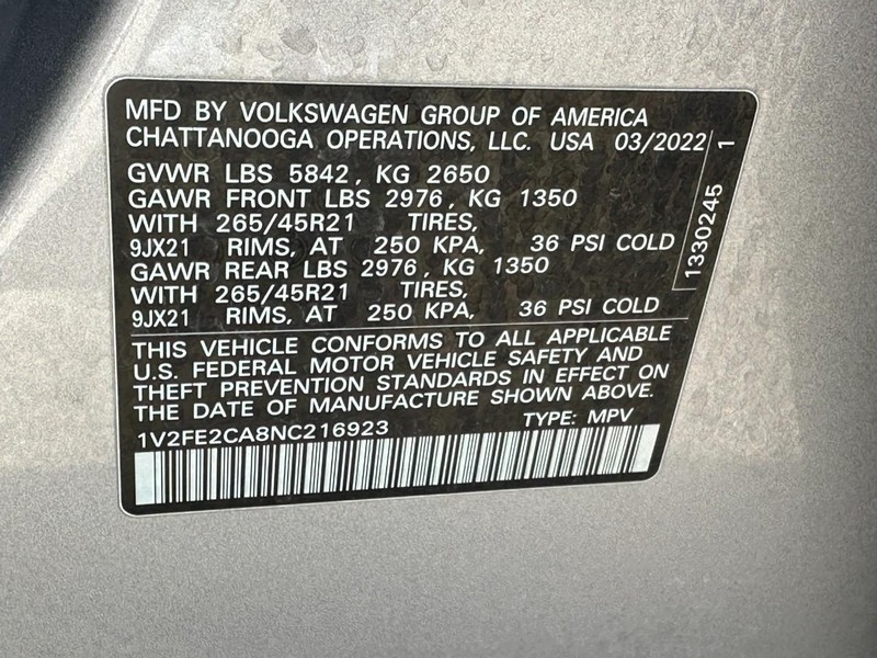 Volkswagen Atlas Cross Sport Vehicle Full-screen Gallery Image 24