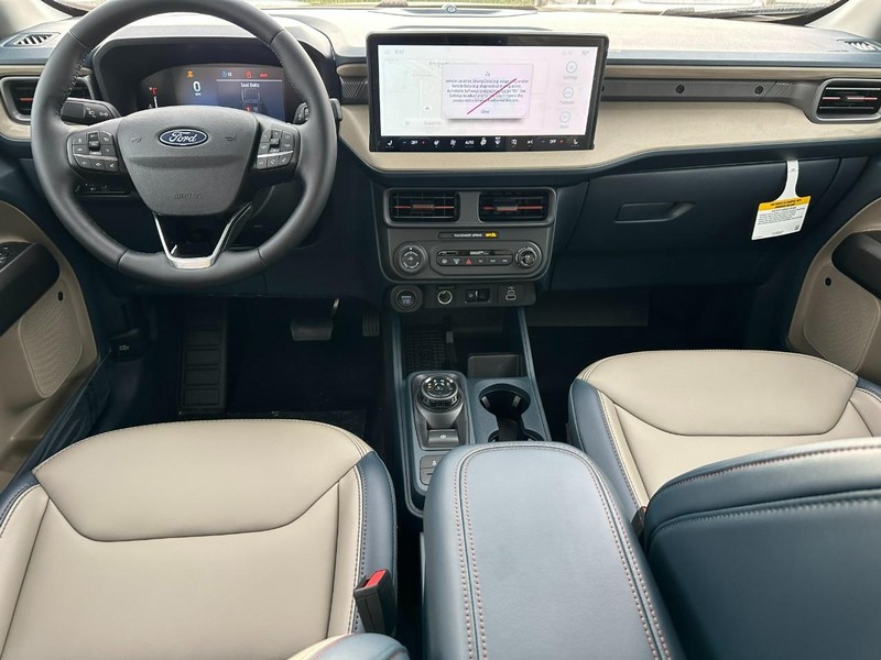 Ford Maverick Vehicle Full-screen Gallery Image 5