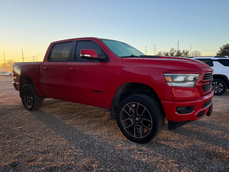 Ram 1500 Vehicle Full-screen Gallery Image 2