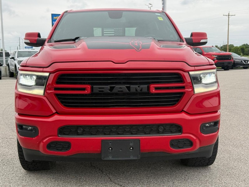 Ram 1500 Vehicle Full-screen Gallery Image 9