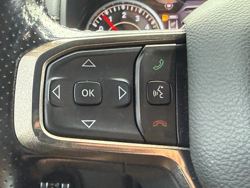 Ram 1500 Vehicle Full-screen Gallery Image 13