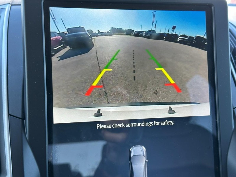 Ford Edge Vehicle Full-screen Gallery Image 21