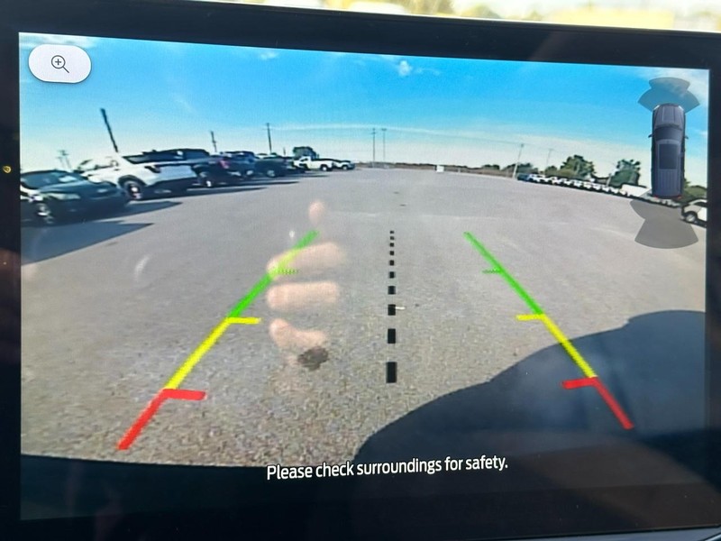 Ford Expedition Vehicle Full-screen Gallery Image 27