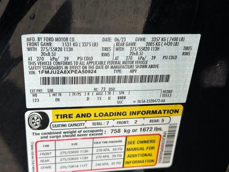 Ford Expedition Vehicle Full-screen Gallery Image 28