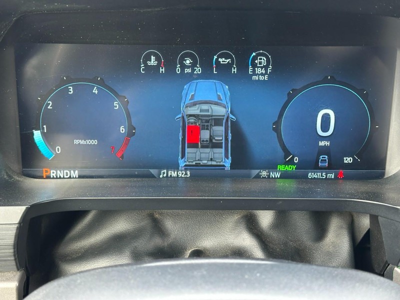 Ford F-150 Vehicle Full-screen Gallery Image 20