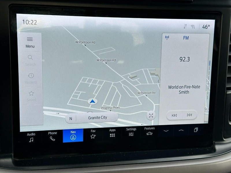 Ford F-150 Vehicle Full-screen Gallery Image 21