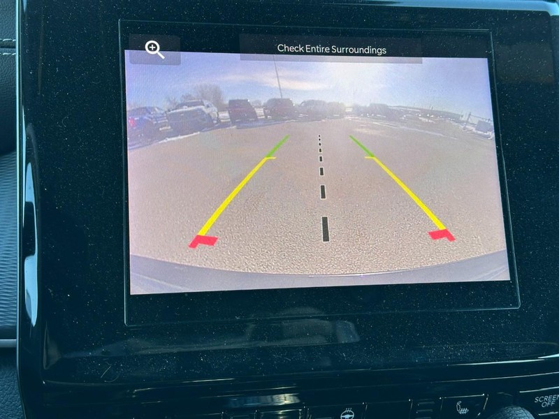 Jeep Grand Cherokee Vehicle Full-screen Gallery Image 22