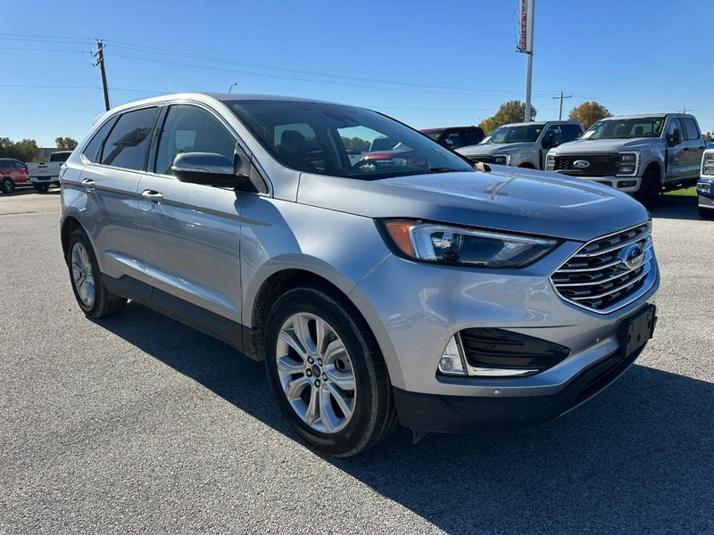 Ford Edge Vehicle Full-screen Gallery Image 8