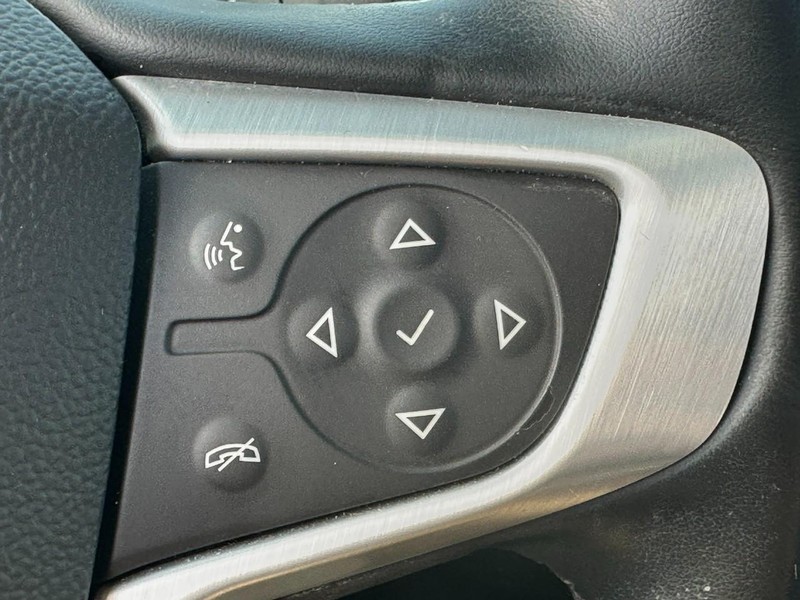 GMC Terrain Vehicle Full-screen Gallery Image 20