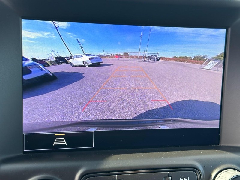 GMC Terrain Vehicle Full-screen Gallery Image 23