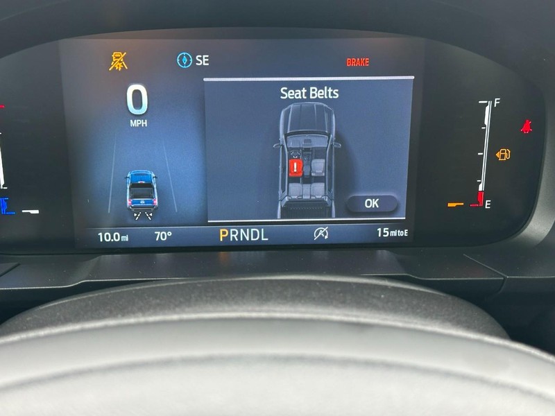 Ford Maverick Vehicle Full-screen Gallery Image 14