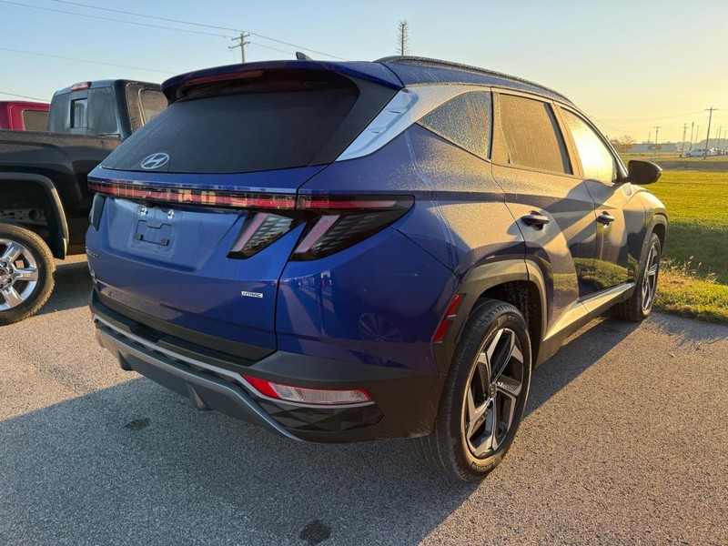 Hyundai Tucson Vehicle Full-screen Gallery Image 4