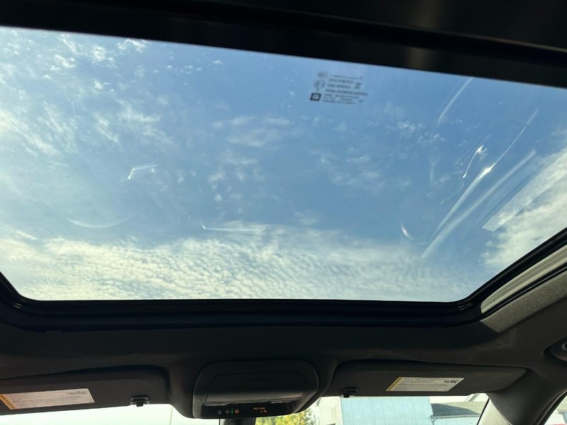 Chevrolet Blazer Vehicle Full-screen Gallery Image 11