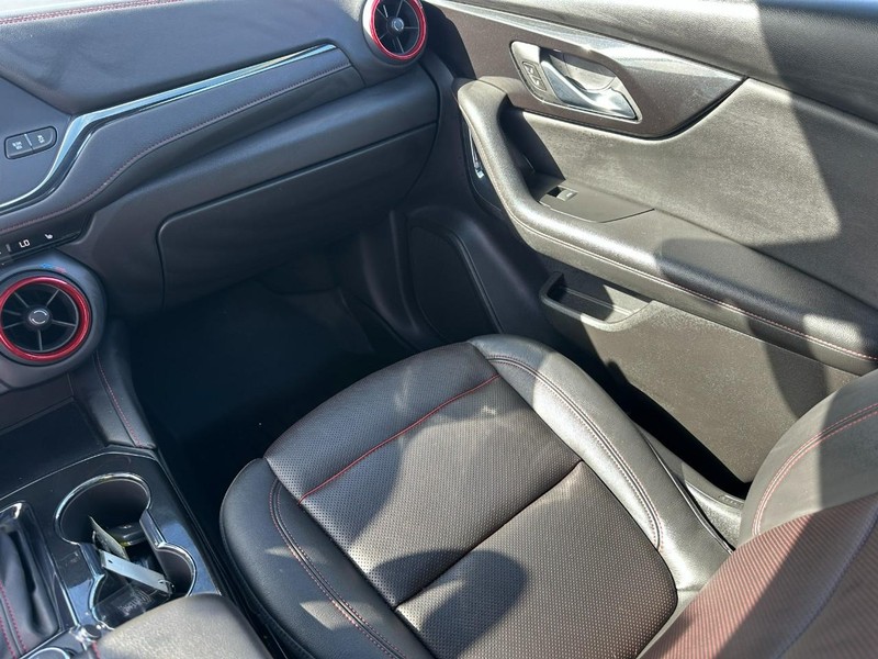 Chevrolet Blazer Vehicle Full-screen Gallery Image 16